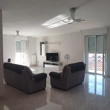 Apartament La Casa Di Pina Poggio Imperiale